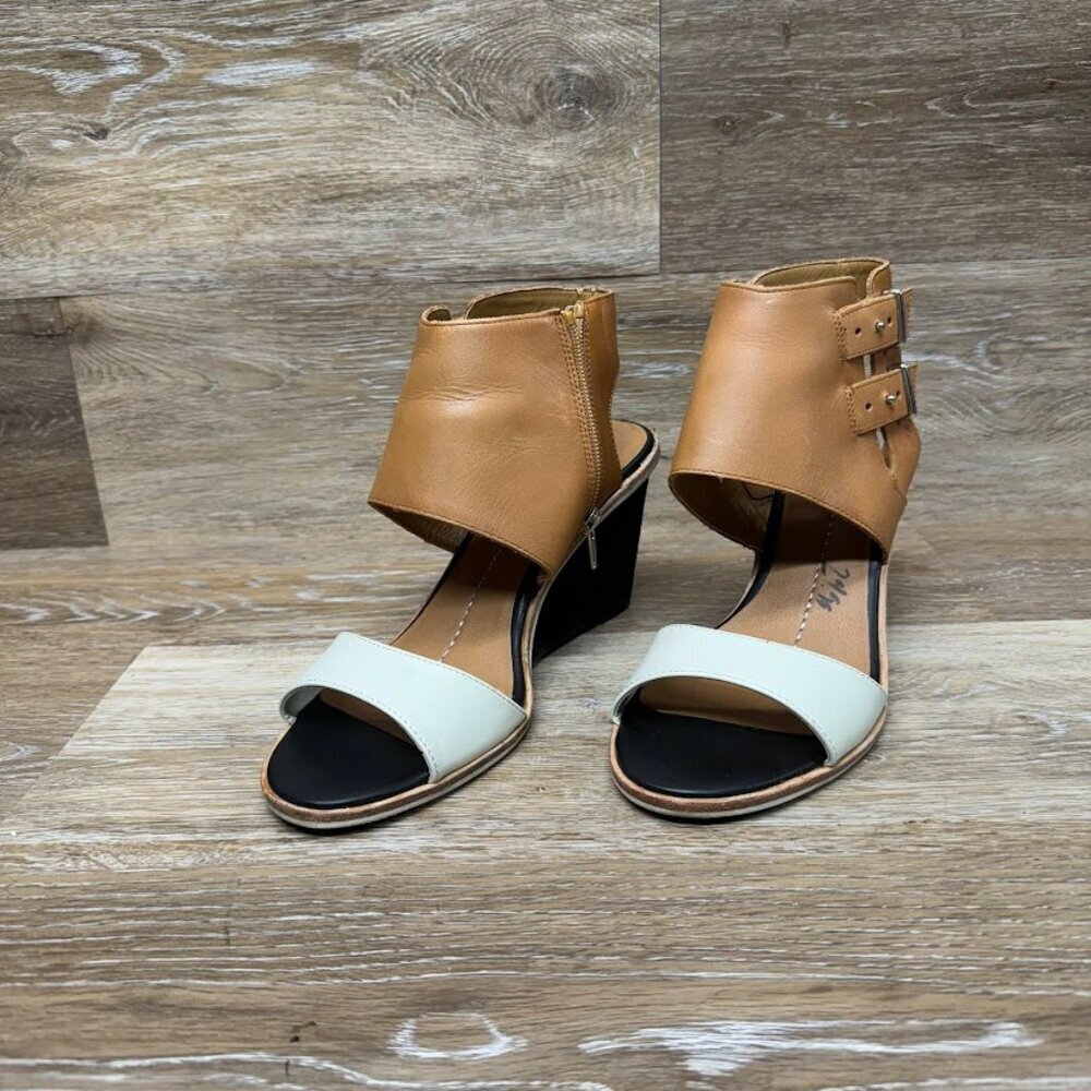 Dolce Vita Cambria Lethar Brown/Cream Open Toe Wedge Heels Women's Size 8